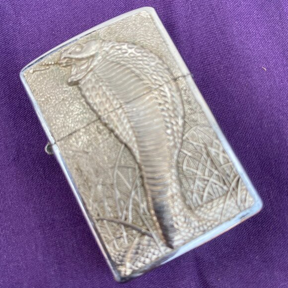 18-(VB&B) Vintage. Collectors. Carroo. Cobra. Lighter. Belt and Buckle. - Picture 13 of 15